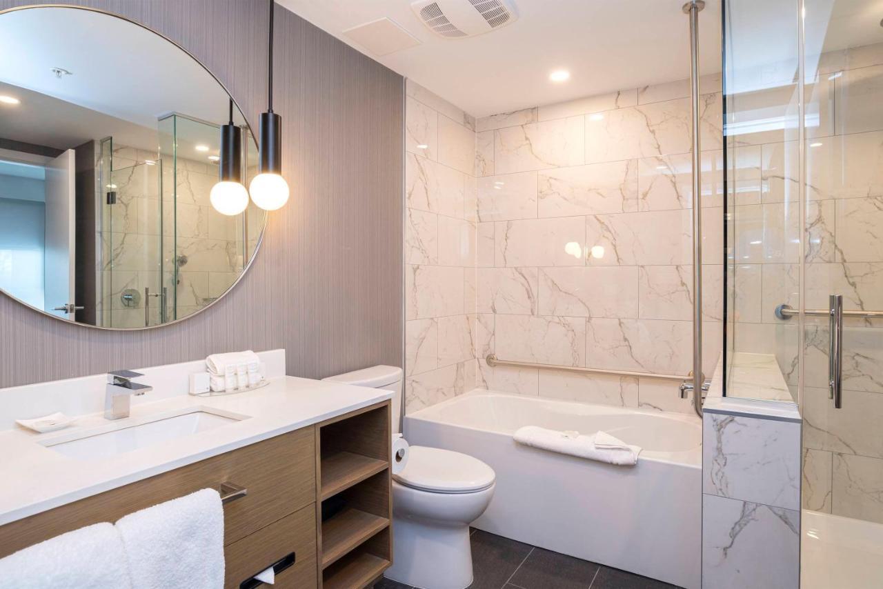 Sandman Signature Sherwood Park Hotel Extérieur photo