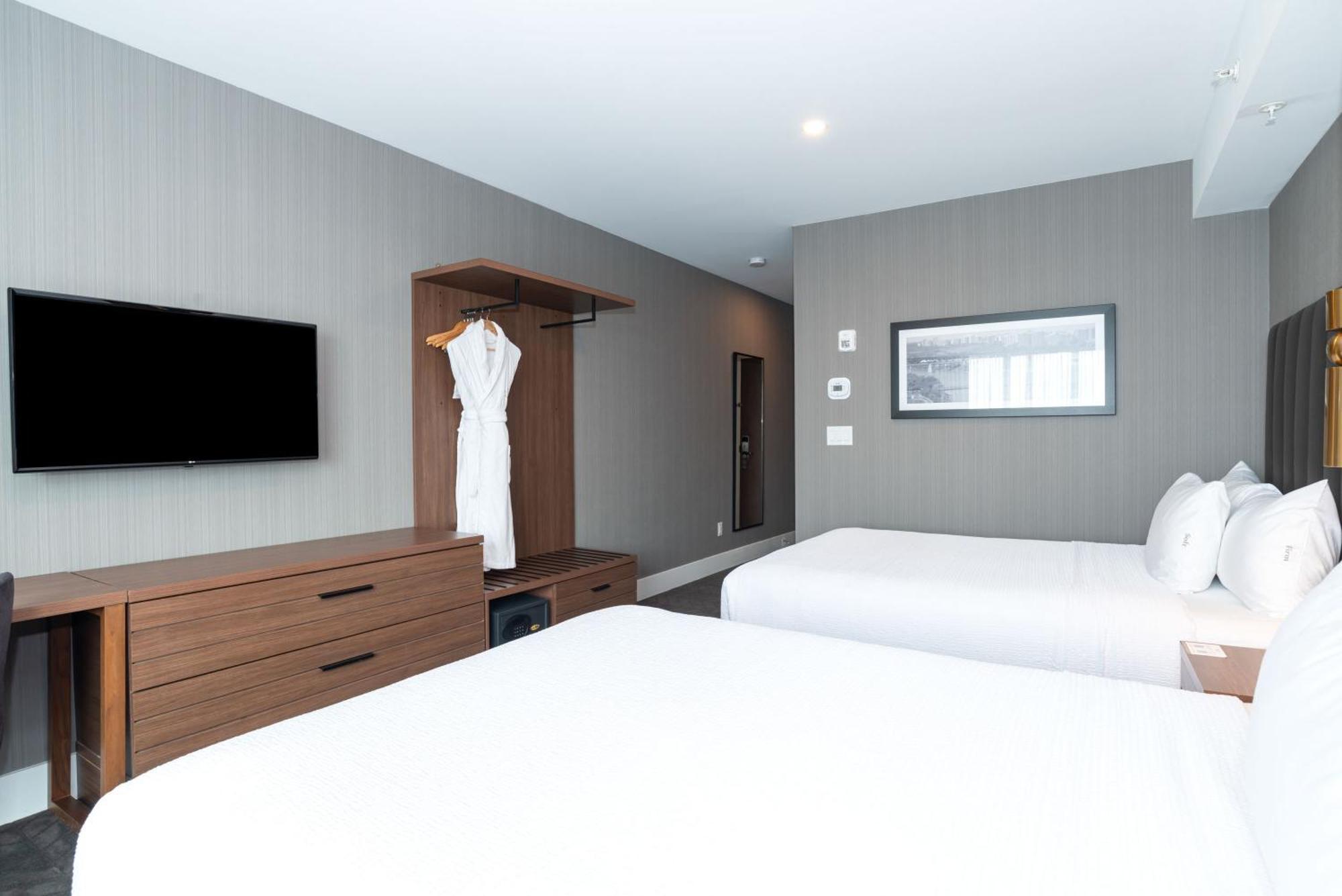Sandman Signature Sherwood Park Hotel Extérieur photo