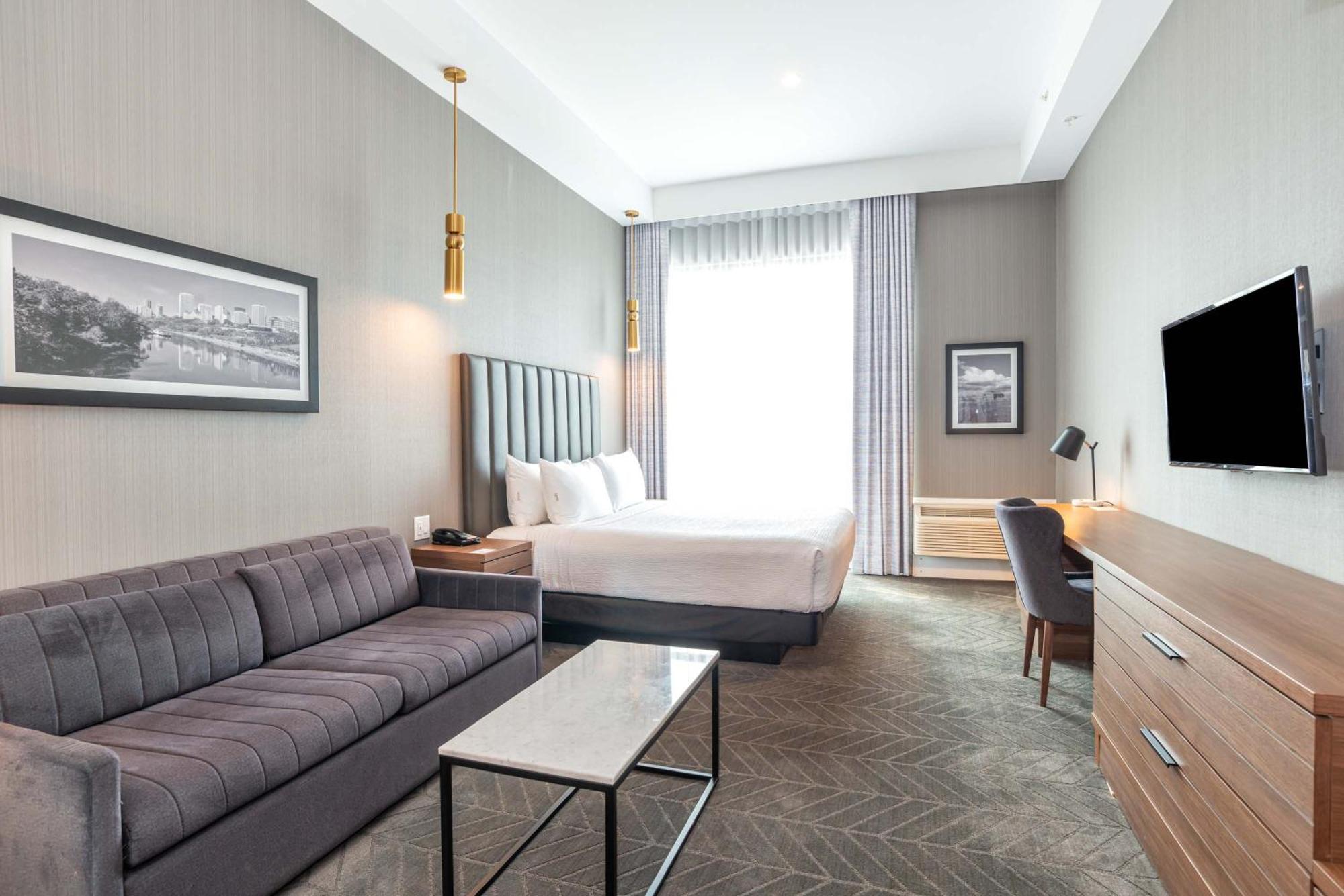 Sandman Signature Sherwood Park Hotel Extérieur photo